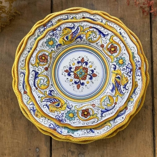 Table setting Raffaellesco